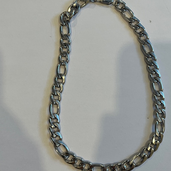 Silver Chain Necklace Set - Picture 2 of 4